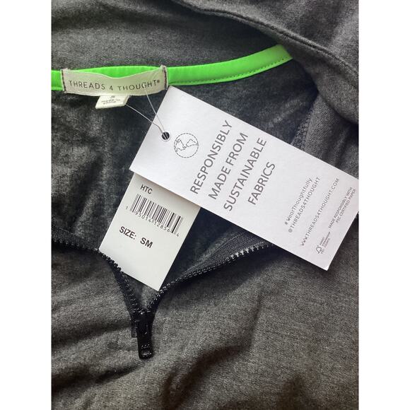 3010 NWT Threads 4 Thought Womens Fleece 1/4 Zip Mock Neck Pullover Gray Small - Picture 3 of 3